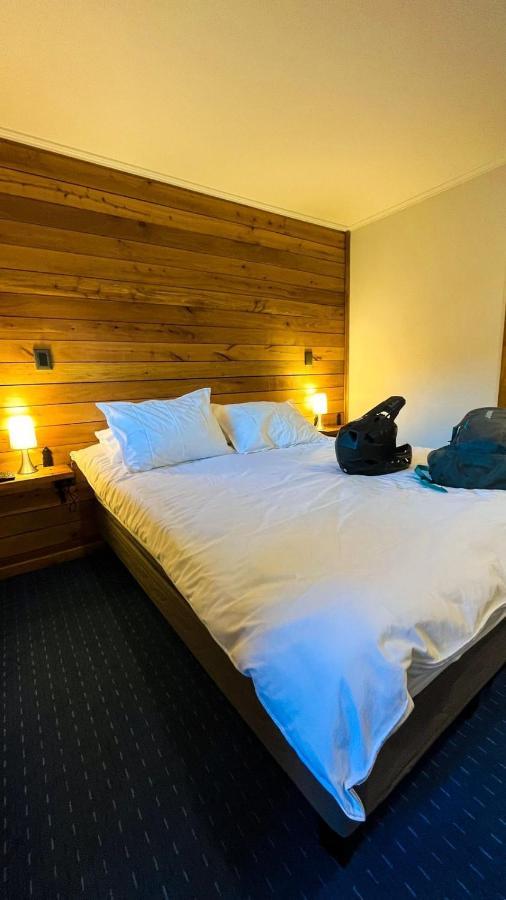 Las Bravas Lodge Las Trancas Bagian luar foto