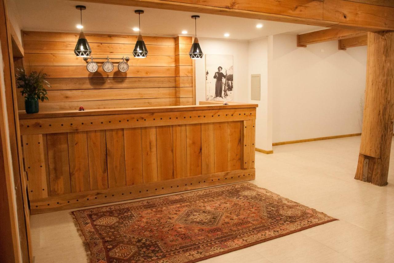 Las Bravas Lodge Las Trancas Bagian luar foto
