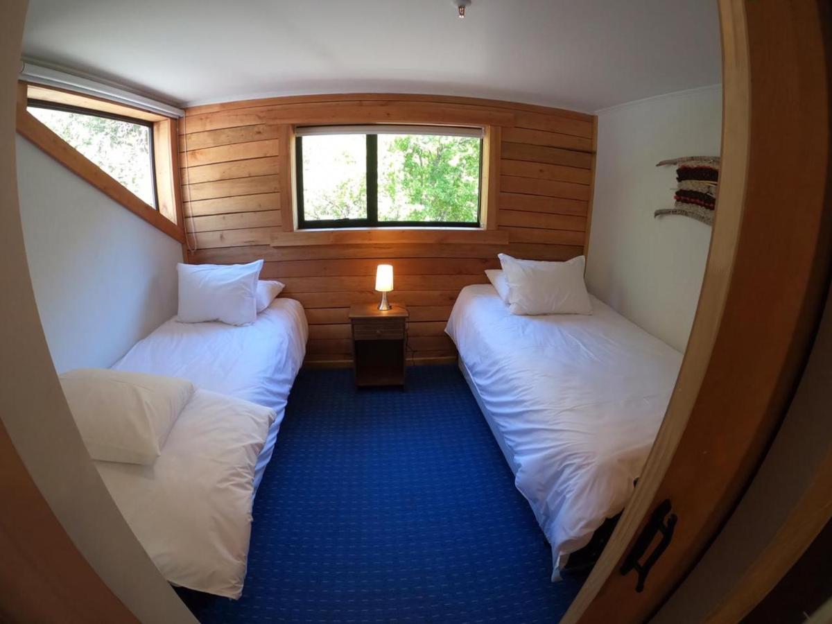 Las Bravas Lodge Las Trancas Bagian luar foto